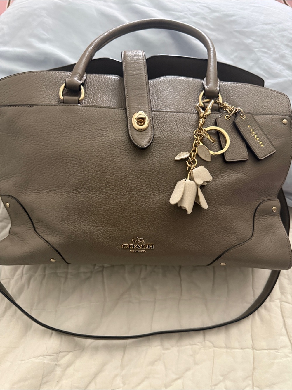 COACH MERCER GRAY Crossbody Leather Satchel with Gold bagCharm tea rose white